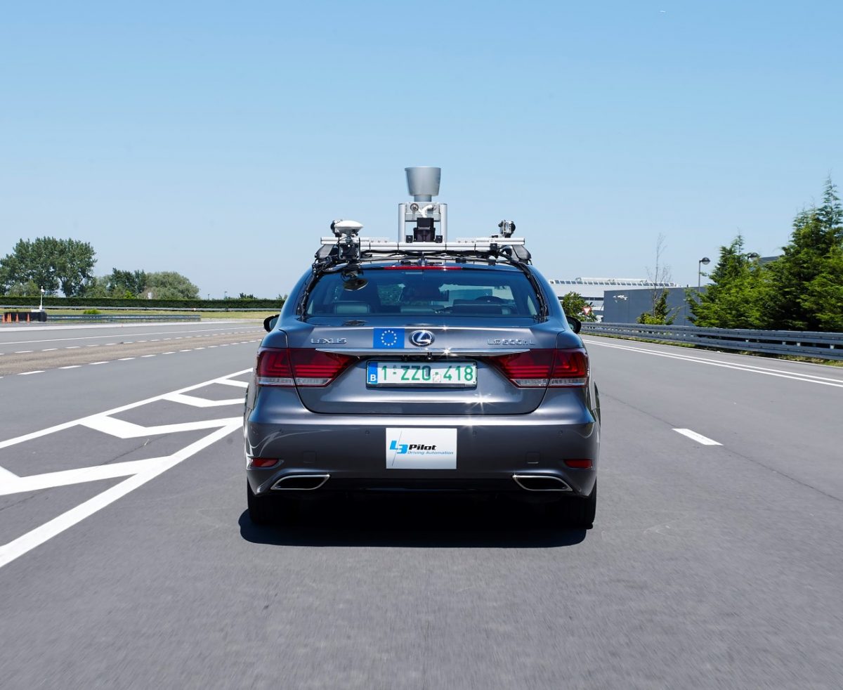 lexus-ls-autonomni-rizeni-L3Pilot- (5)
