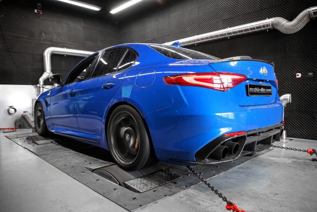 mcchip-dkr-alfa-romeo-giulia-qv-tuning-01 mcchip-dkr-alfa-romeo-giulia-qv-tuning-01