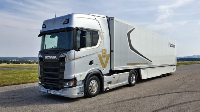 prvni-jizda-scania-s-650-v8-tn prvni-jizda-scania-s-650-v8-tn