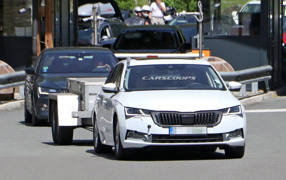 spy-foto-2020-skoda-octavia-combi-exterier- (3)