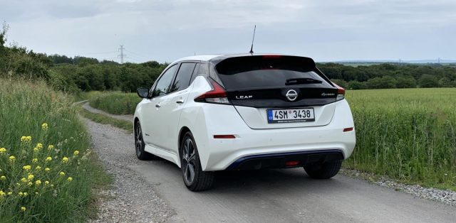 test-elektromobilu-2019-nissan-leaf- (12)