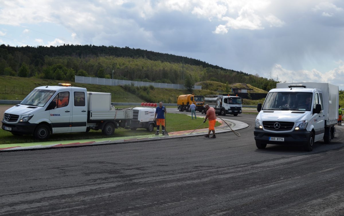 2019-08-autodrom-most-rekonstrukce-drahy- (1)