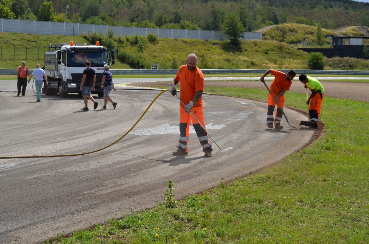 2019-08-autodrom-most-rekonstrukce-drahy- (2)