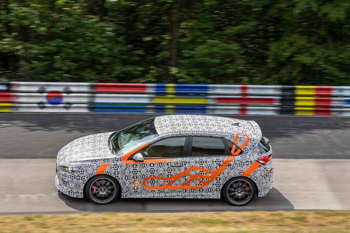 Hyundai-i30-N-Project-C-spy-nurburgring-06