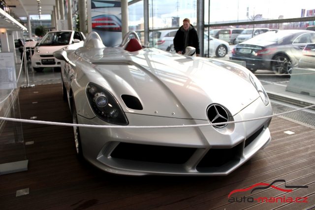Mercedes-Benz-SLR-Stirling-Moss Mercedes-Benz SLR Stirling Moss