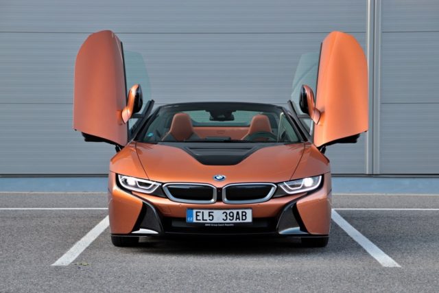 test-2019-plug-in-hybridu-bmw-i8-roadster- (8) test-2019-plug-in-hybridu-bmw-i8-roadster- (8)