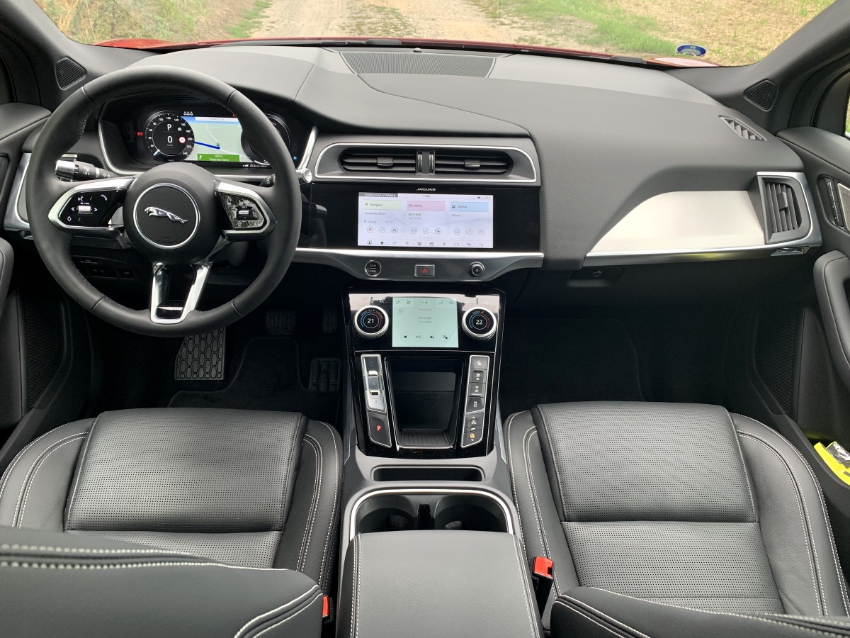 test-elektromobilu-2019-jaguar-i-pace- (25)