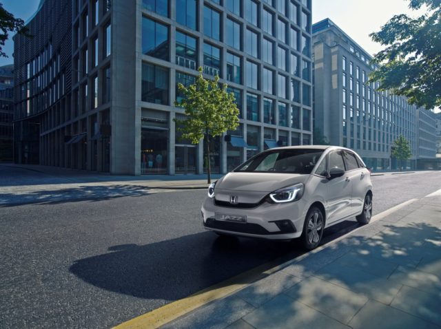 2020-Honda_Jazz- (10) 2020-Honda_Jazz- (10)