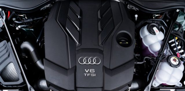 2020_Audi_A8_L_60_TFSI_e_quattro_plug-in_hybrid- (19)