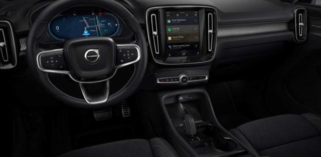 2020_elektromobil_Volvo_XC40_Recharge_ (25)