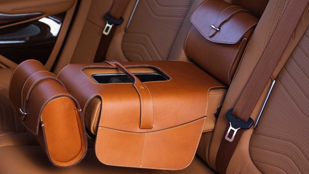 aston martin dbx prislusenstvi (2)