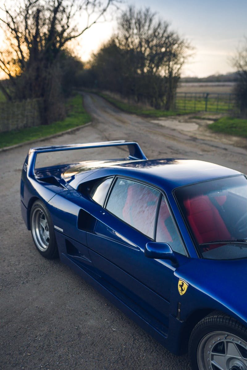 ferrari-f40-video-1-drivetribe-2