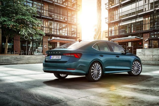 2020-skoda-octavia-nova-generace- (4) 2020-skoda-octavia-nova-generace- (4)