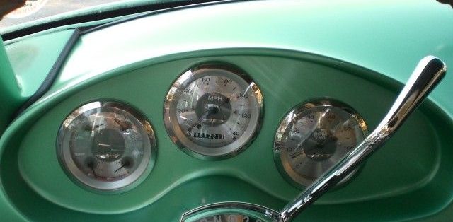 1964-Citroen_DS-s-motorem-V8-Chevrolet_Corvette- (8)