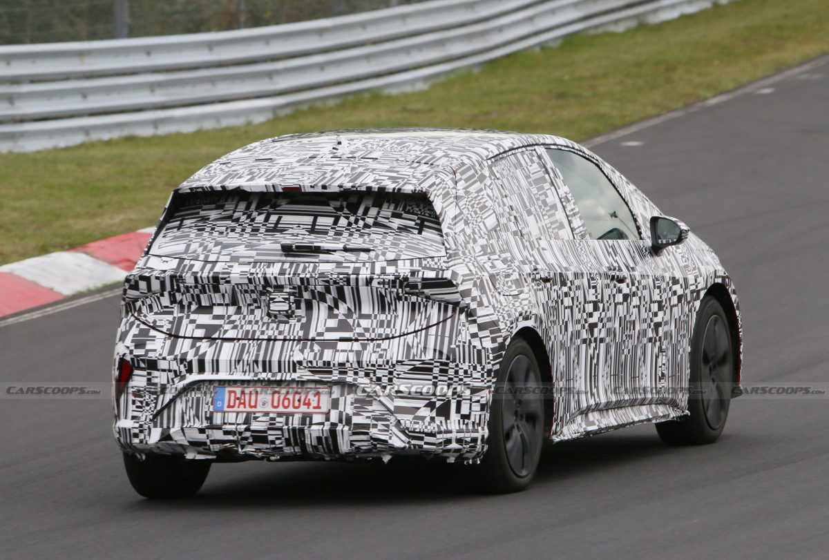 2021-cupra-el-born-nurburgring-1