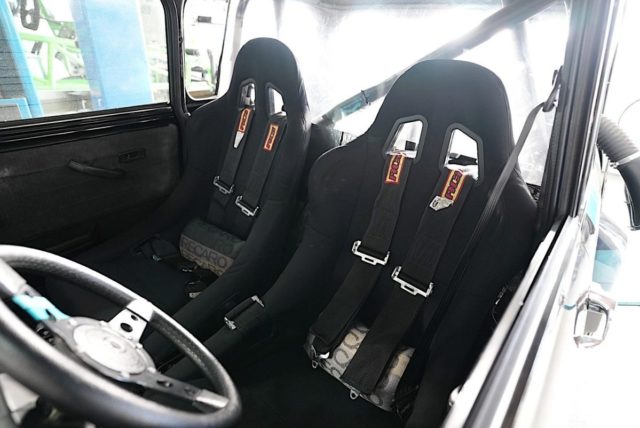 1990-mini-s-motorem-kawasaki-ninja- (6)