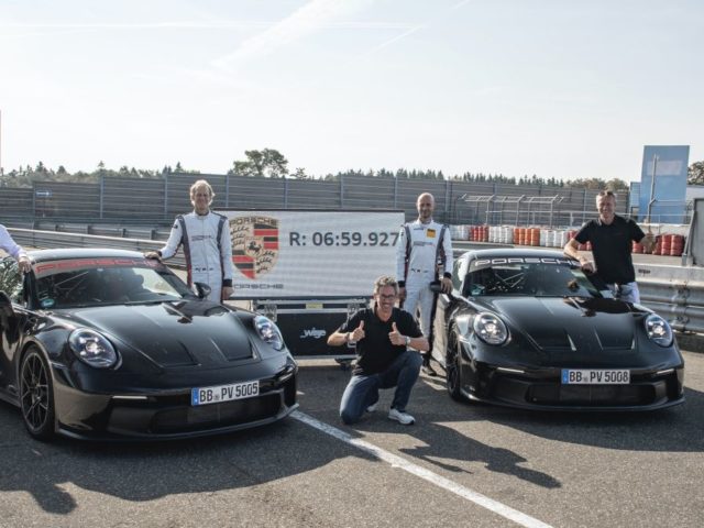 2021-Porsche_911_GT3- (16)