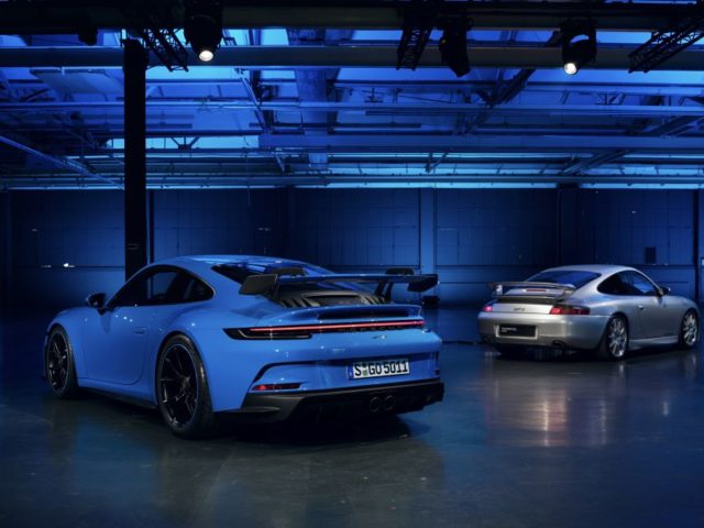 2021-Porsche_911_GT3- (3)