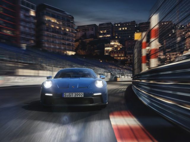 2021-Porsche_911_GT3- (6)