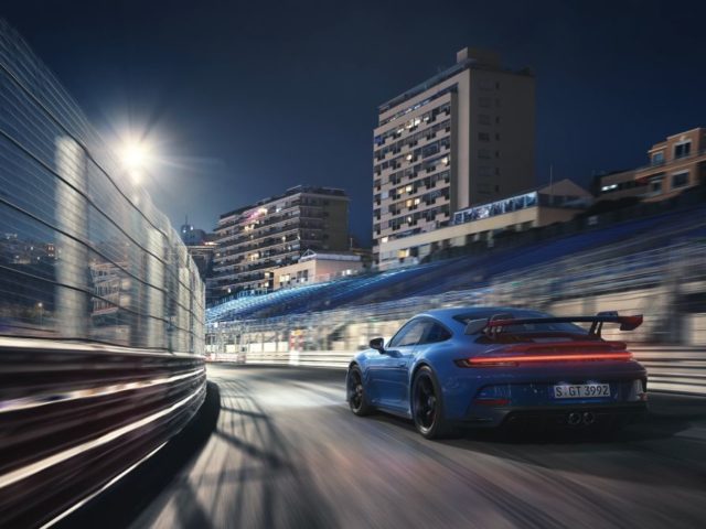 2021-Porsche_911_GT3- (8)