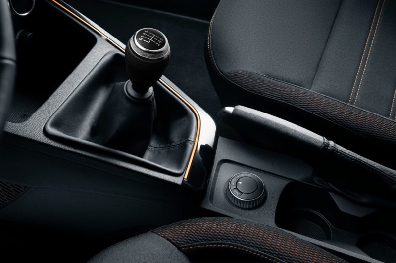 2021-Renault_Duster-Rusko- (8)