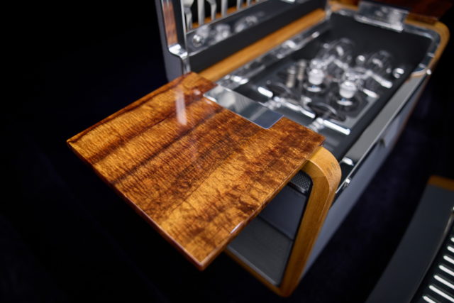 2021-rolls-royce-koa-phantom-10