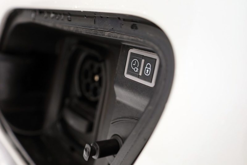 Test-2021-elektromobil-Peugeot_e-2008- (17)