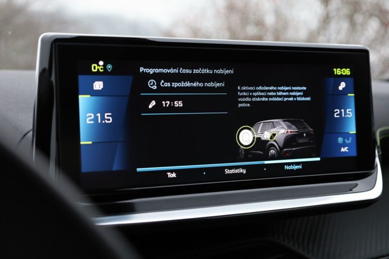 Test-2021-elektromobil-Peugeot_e-2008- (22)