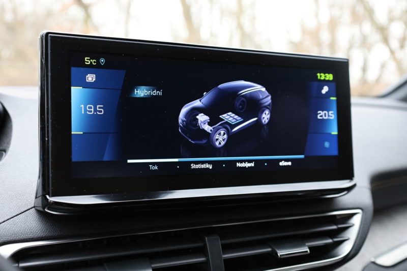Test2021-Peugeot_3008_GT_Hybrid-EAT8- (19)