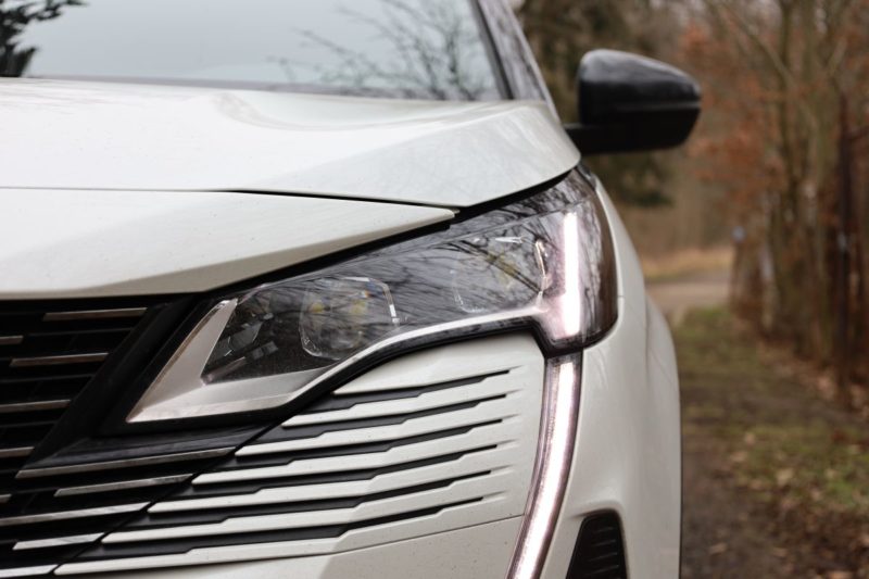 Test2021-Peugeot_3008_GT_Hybrid-EAT8- (9)
