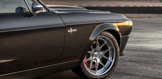 classic_recreations-1967-shelby_gt500cr_mustang-carbon_edition- (8)
