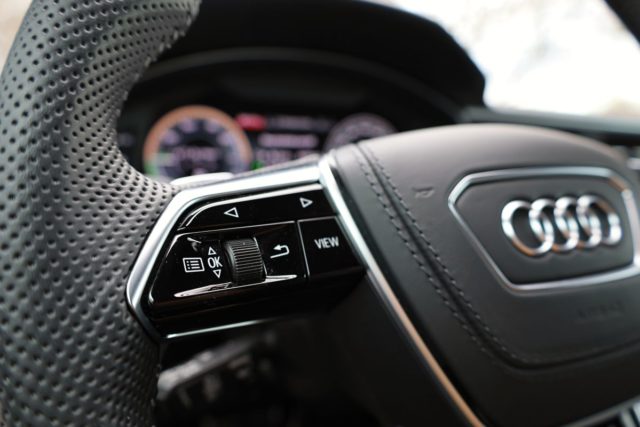 test-2021-audi_a6_avant-55-TFSIe-quattro-plug-in_hybrid- (15)