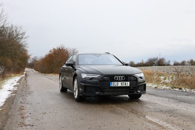 test-2021-audi_a6_avant-55-TFSIe-quattro-plug-in_hybrid- (4)