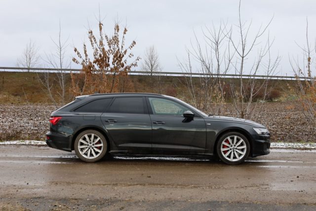 test-2021-audi_a6_avant-55-TFSIe-quattro-plug-in_hybrid- (5)