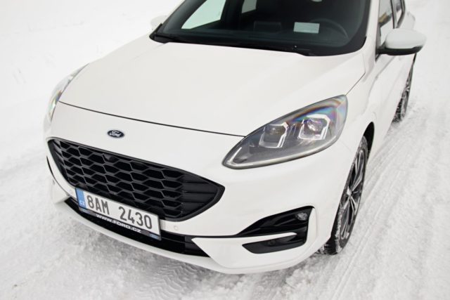 test-2021-hybrid-ford-kuga-hev- (10)