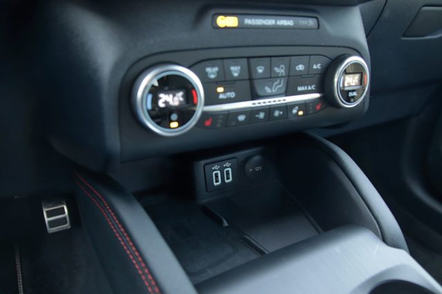test-2021-hybrid-ford-kuga-hev- (32)