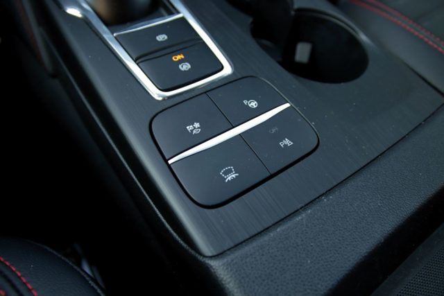 test-2021-hybrid-ford-kuga-hev- (34)