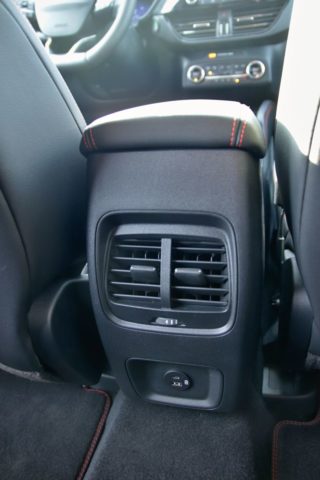 test-2021-hybrid-ford-kuga-hev- (36)