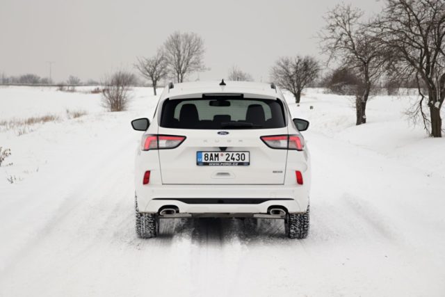 test-2021-hybrid-ford-kuga-hev- (5)