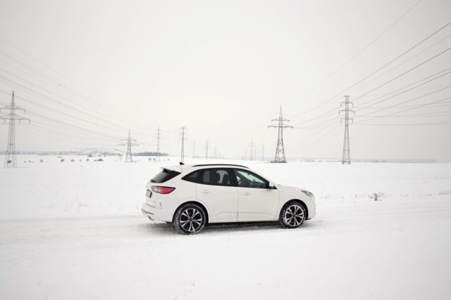 test-2021-hybrid-ford-kuga-hev- (7)