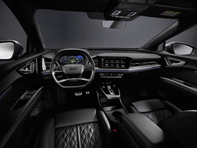 2022-elektromobil-Audi_Q4_e-tron- (13)