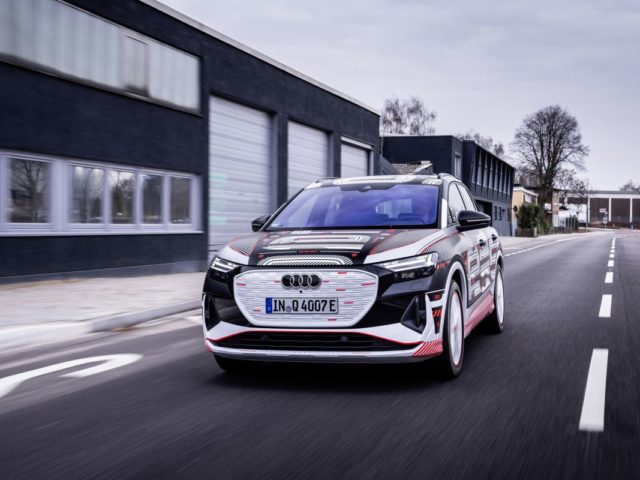 2022-elektromobil-Audi_Q4_e-tron- (3)