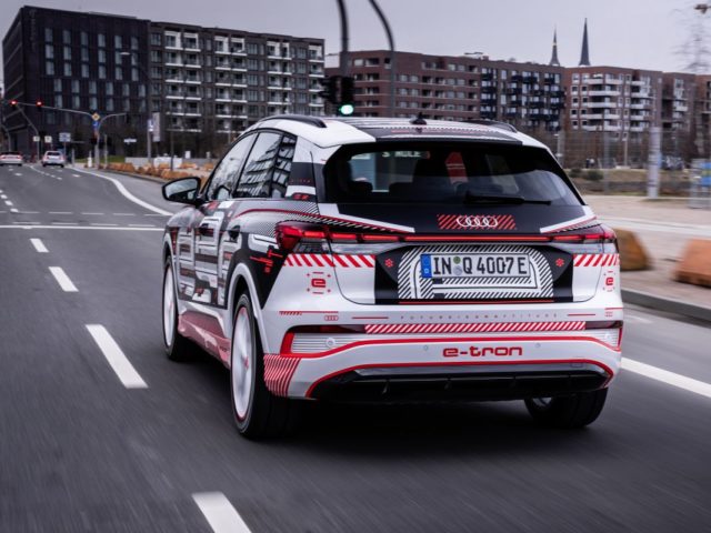 2022-elektromobil-Audi_Q4_e-tron- (4)