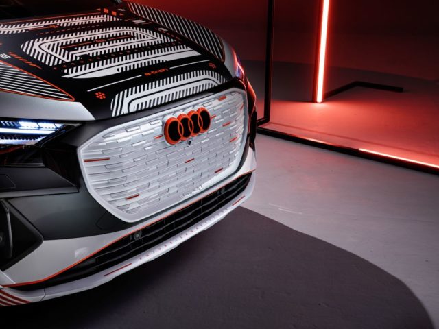 2022-elektromobil-Audi_Q4_e-tron- (7)