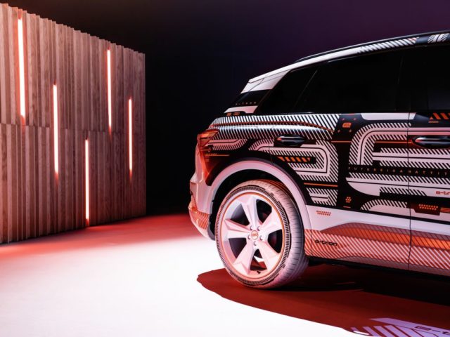 2022-elektromobil-Audi_Q4_e-tron- (8)