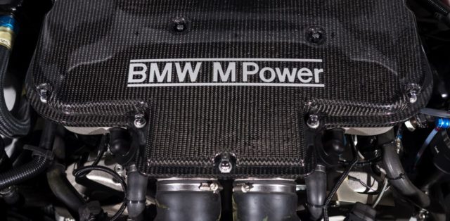 BMW_M3_GTR-E46-silnicni_verze- (7)
