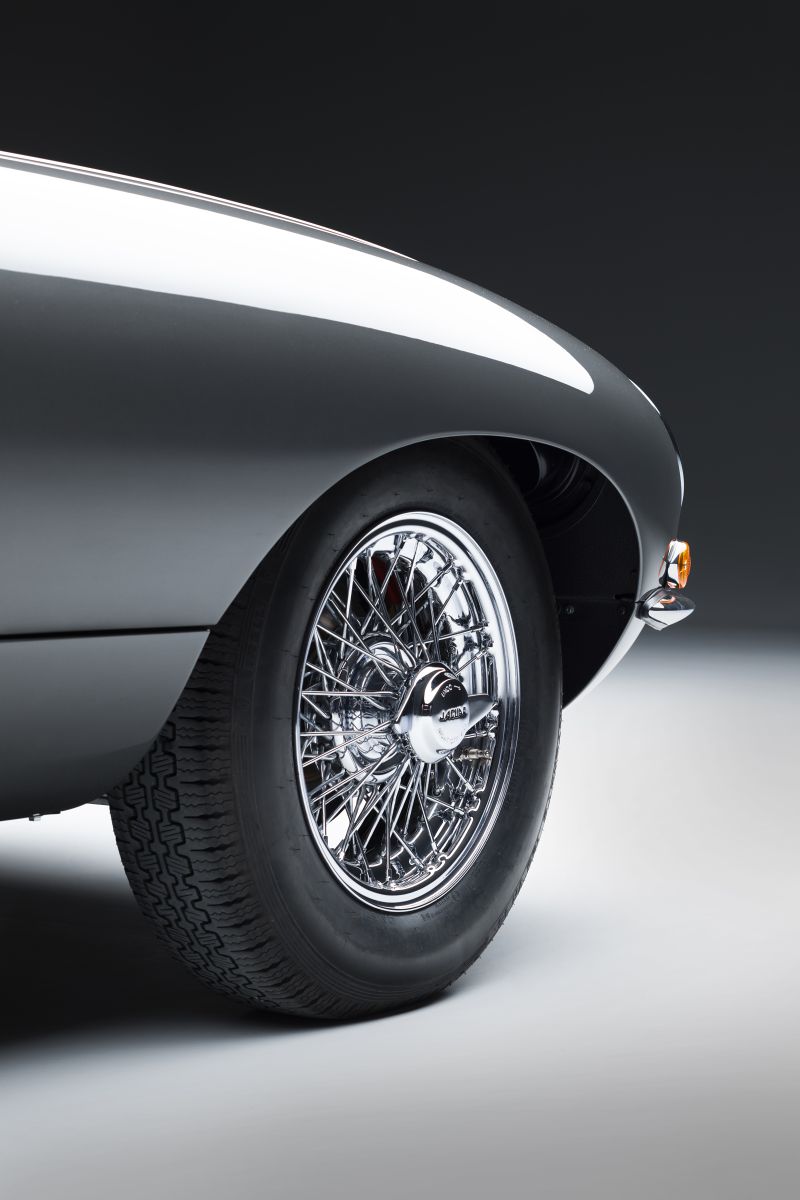 Jaguar_E-TYPE-oslava_60_let-limitovana_edice- (13)