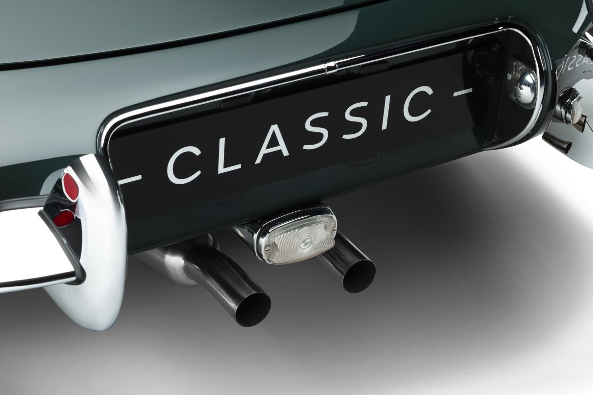 Jaguar_E-TYPE-oslava_60_let-limitovana_edice- (16)