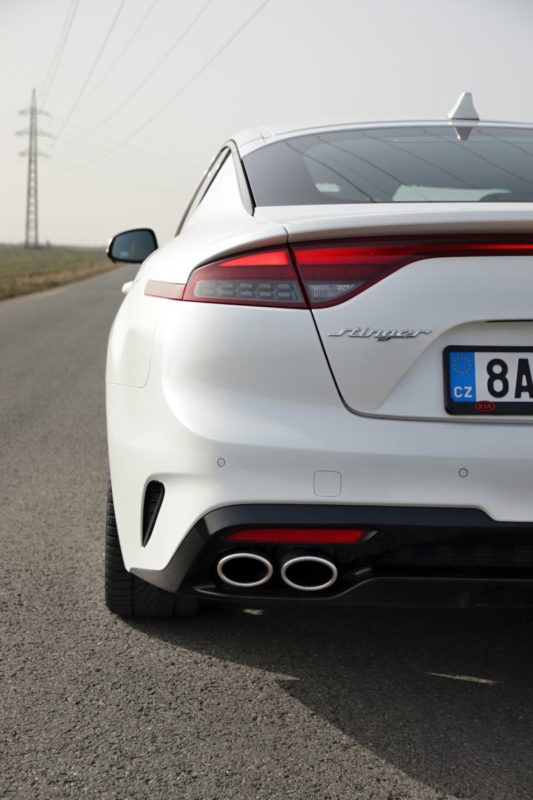Test-2021-Kia_Stinger_GT-V6-33-T_GDI-AWD- (18)