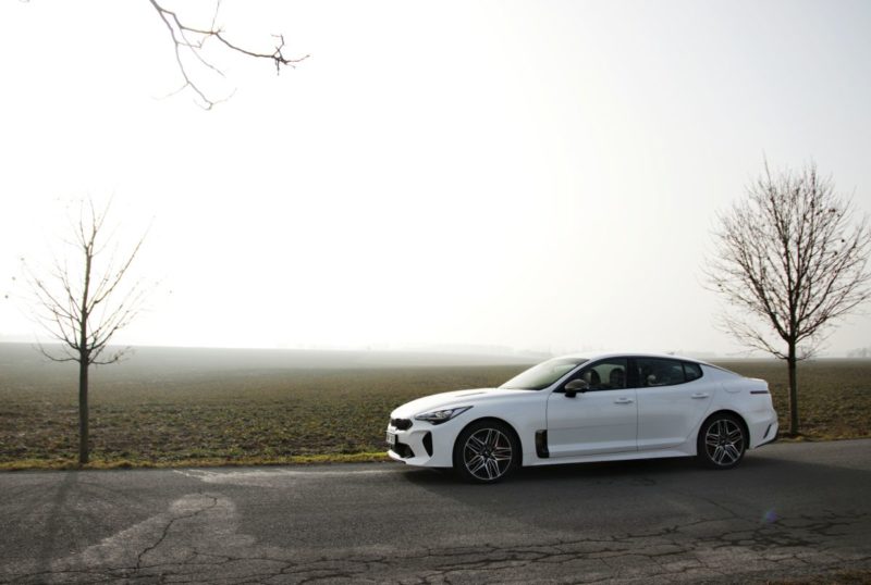 Test-2021-Kia_Stinger_GT-V6-33-T_GDI-AWD- (2)